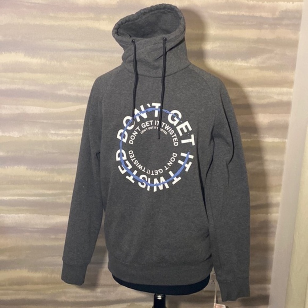 H&M~ “DON’T GET IT TWISTED‎ “ SWEATSHIRT Sz Small